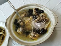 土鸡汤-鑫福楼农家菜