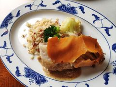 乳猪-荟景阁葡国餐厅
