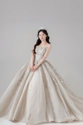-罗马经典婚纱摄影·轻奢化定制