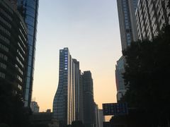 -广东大厦酒店(广州北京路步行街纪念堂地铁站店)
