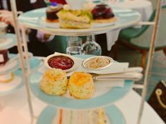 -The Diamond Jubilee Tea Salon at Fortnum & Mason