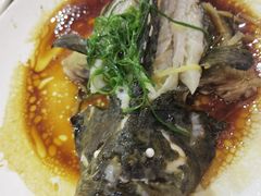 -覃记海鲜美食餐厅