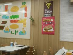 大堂-华莱士·全鸡汉堡(郭巷3店)