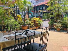 -Cafe de Thaan Aoan