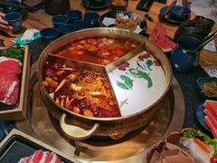 黄金奔驰锅-湊湊火锅·茶憩(上海合生汇店)