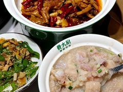 -费大厨辣椒炒肉(黄兴中心广场店)