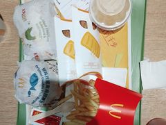 -麦当劳(徐汇漕溪北路百脑汇店)