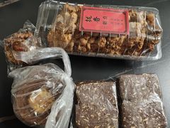 -拢香糕点(万达店)