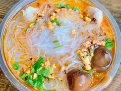 鸡汤豆腐-花儿姐与战哥的美食档