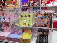 -泡泡玛特POPMART(上海环球港店)