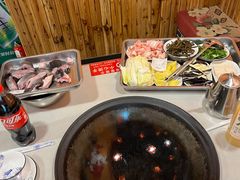 -小火炕铁锅炖鱼
