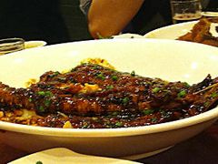 红烧甩水-旭龙鱼头王(航华店)