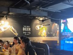 -麦凯伦烧烤·精酿超级工厂店(金桥总店)