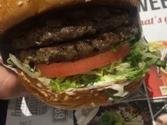 -The Habit Burger Grill 哈比特汉堡(爱琴海店)
