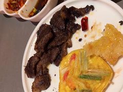 -黑金·寻焰自助百汇·烤肉·火锅(中街店)