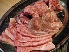 -和牛放题的殿堂 肉屋横丁(秋叶原店)