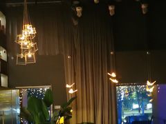 -145号U&Lounge Bar