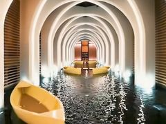 -涨巢·潮玩水疗局