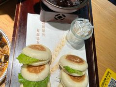 -龚兴城鱼羊吉·小亮蒸虾·武汉地标美食(苗栗路店)