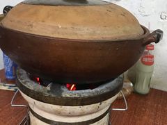 -威邵鸡煲(西华路总店)