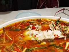 -有红鸡毛店·川菜(建设路店)