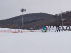 -中旅松花湖滑雪场