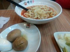 -顺溜·手工刀削面·黑金店(铜锣湾店)