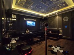 -范特西FANTASY量贩式KTV(民主广场店)