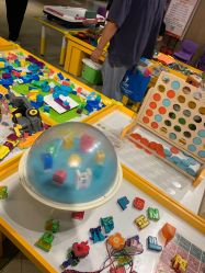 -菠萝树益智玩具体验馆(玖伍文化城店)