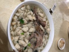 普通羊肉泡馍-黄家泡馍馆·非遗老字号·清真(凤九海荣名城店)