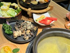 -一朵菌·野生菌探索家火锅(南亚店)