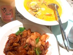 招牌菠萝咕噜鸡-玲珑·新粤菜(安华汇店)