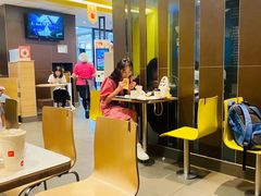 大堂-麦当劳(呼市新华东街店)