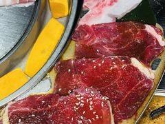 -哈哈碳都·牛肋条无限自助烤肉(台江万达店)