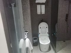 -万泊酒店(长沙五一广场国金中心店)