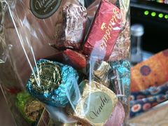 -VENCHI 闻绮(北京国贸商城店)