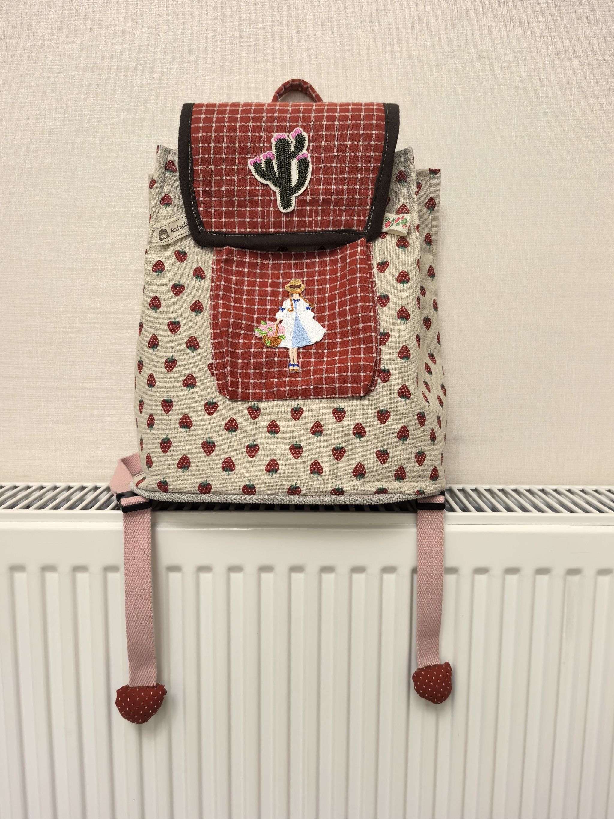 买的书包太重,我用棉布做了一个🤩