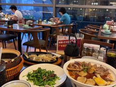 -潮界(LU·ONE凯德晶萃广场店)