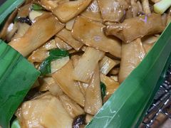 -雀舞云南菜(乐客城店)