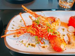 香焗龙虾配自制黑松露酱-上海苏宁宝丽嘉酒店·Cafe Bellagio西餐厅