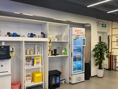 -超鹿运动(达信大厦店)