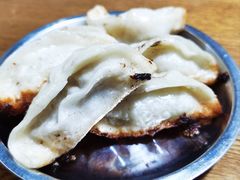 -黄阿姨锅贴大王(万航渡路店)