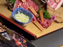 -铭牛烧肉·和牛海鲜自助(高新月牙湖店)