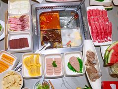 -海底捞火锅鲜切牛肉主题店(长寿路店)
