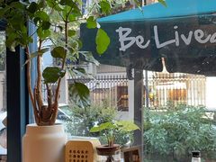 露天位-Be Lived Cafe比例咖啡(摩天轮店)
