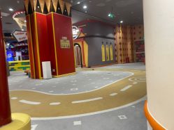 -哈尼鹿儿童乐园(长沙梅溪湖步步高店)