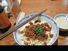 -辣肉面大王(天平路店)