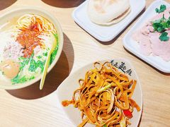 -亮亮拉面(师范路店)