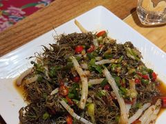 -有一锅·野生菌黑山羊腊排骨火锅(古城北门店)