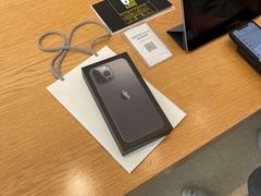-Apple零售店(玄武湖店)